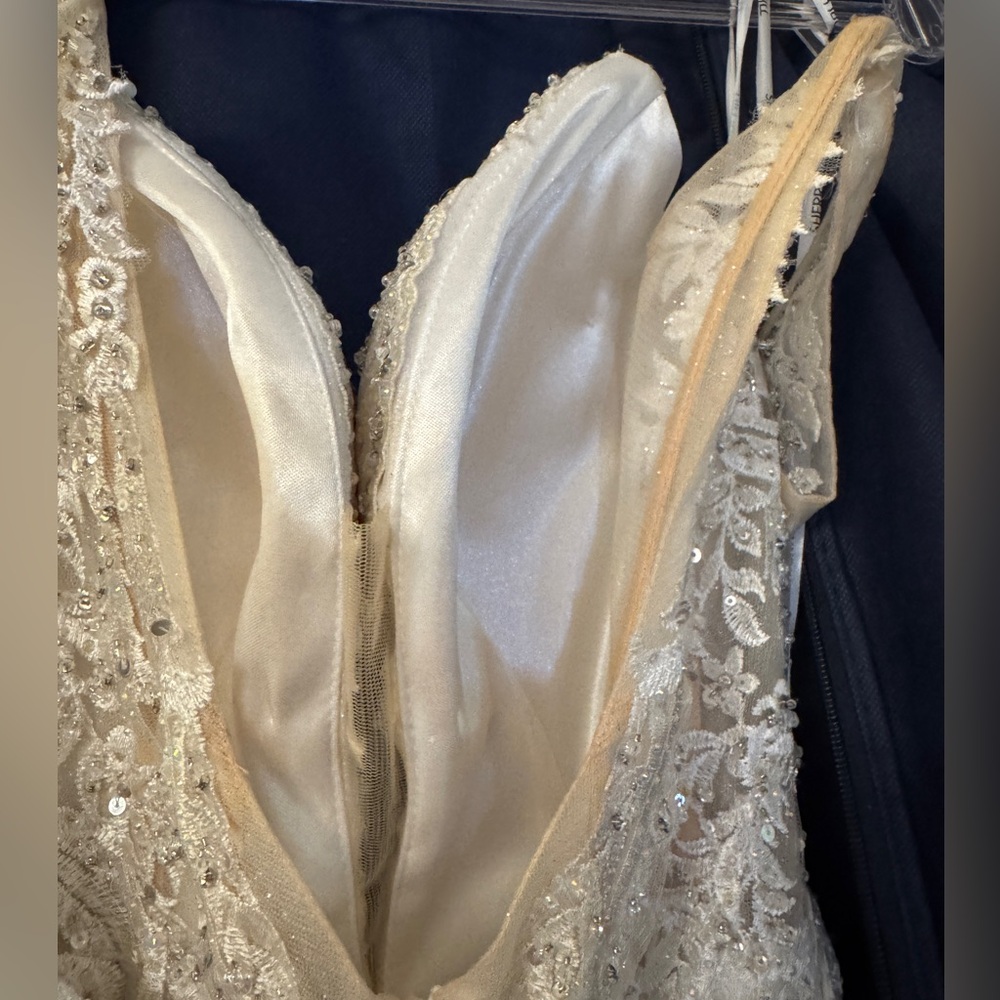 Sherri Hill 54935 Ivory Wedding Dress Sz 4 with Detachable Overskirt NWT - Picture 11 of 14